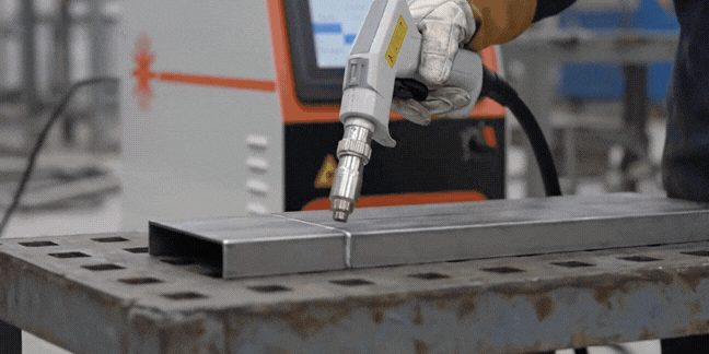 Máquina de Solda trabalhando